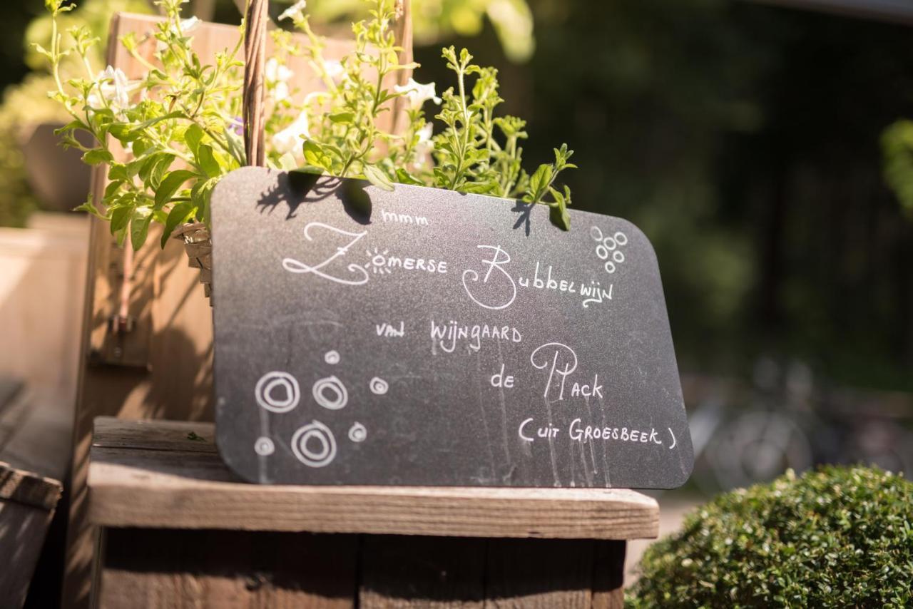 Herberg Restaurant 'T Zwaantje Mook エクステリア 写真